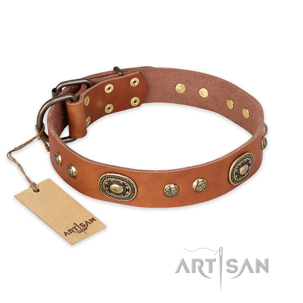 Studded leather dog collar for comfortable wearing